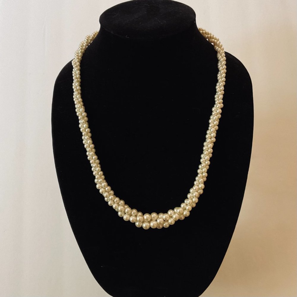 VINTAGE Napier Women's Triple Strand Twisted Faux Pearl Necklace EUC
